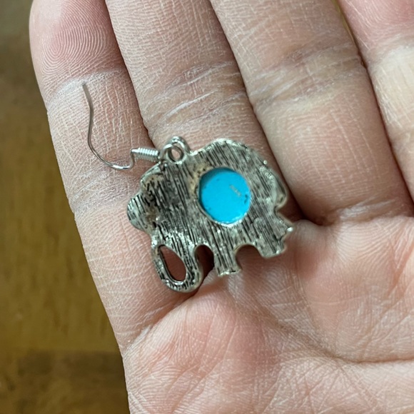 NWOT Turquoise Elephant Drop Earrings Bohemian Animal Dangle Hook Earrings - Picture 5 of 6
